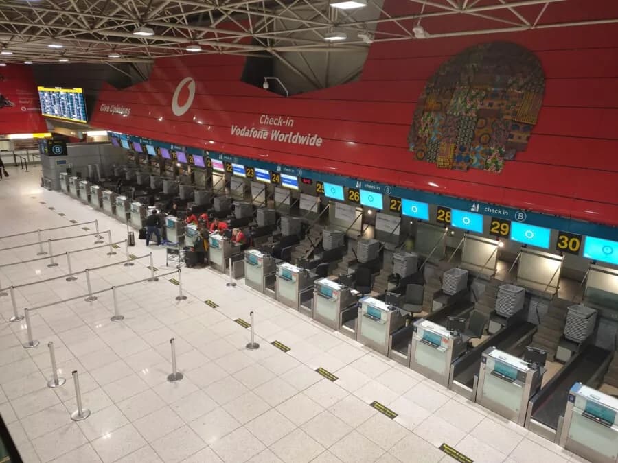 lisbon_check-in-900x675